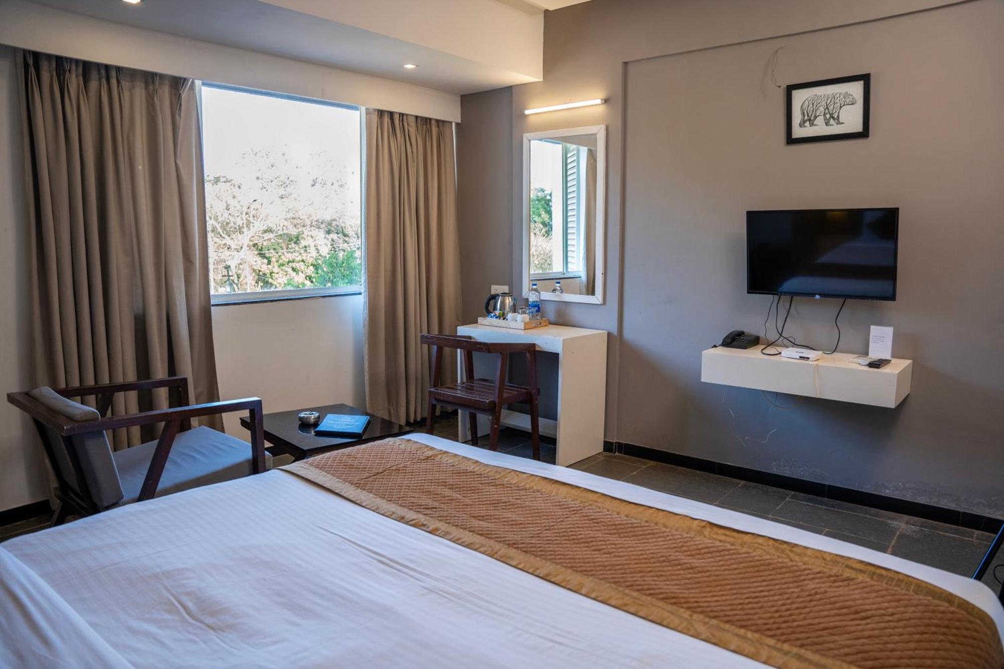 Hotel Dwarawata Дарвад Екстериор снимка